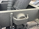 Underbody with Cylinder Pins and Bushings