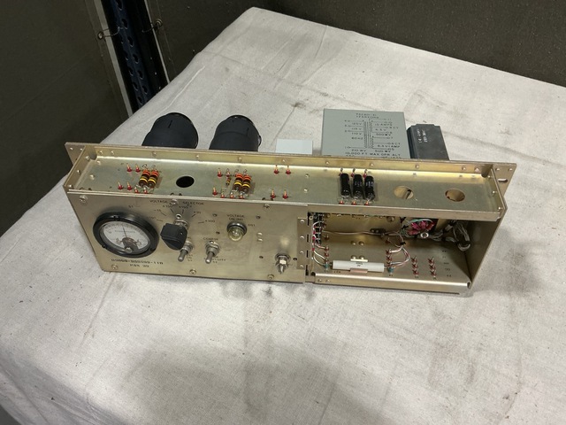 Raytheon 555599-110 Voltage Regulator Raytheon 555599-110 Voltage Regulator