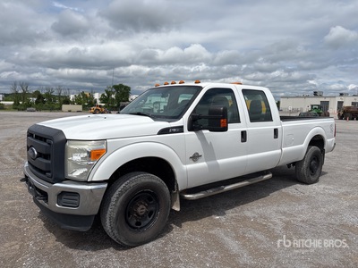 2015 Ford F-350 XL 4x4 Crew Cab Pickup