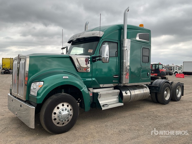 2020 Kenworth W990 6x4 T/A Sleeper Truck Tractor