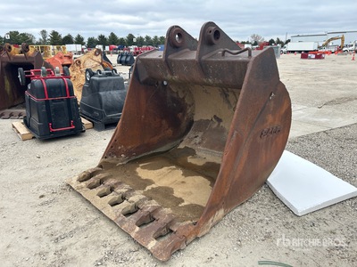 Esco 65 in 4 cyd Digging Łyżka do koparki - Fits Komatsu PC400