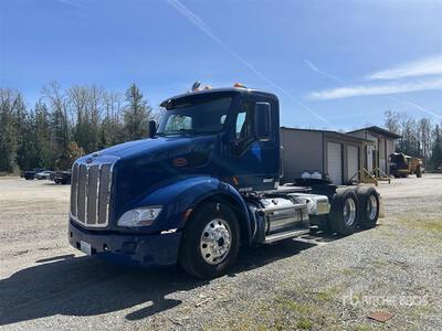 2015 Peterbilt 579 T/A Day Cab Truck Tractor