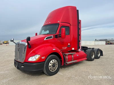 2020 Kenworth T680 CNG 6x4 T/A Day Cab Truck Tractor