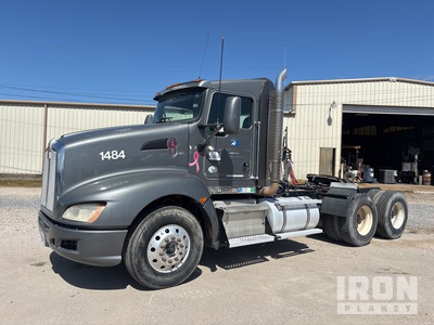 2013 Kenworth T660 6x4 T/A Day Cab Truck Tractor