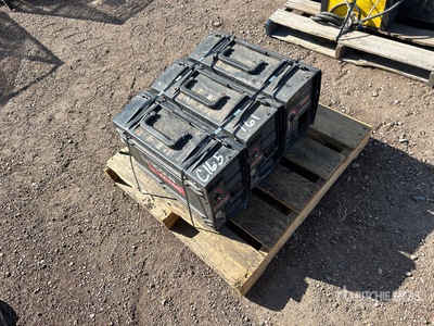 Quantity of (3) Lincoln LN-25 Electric ウエルダー