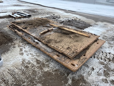 Quantity of (1) 8'x13'8" Plastic Tapis