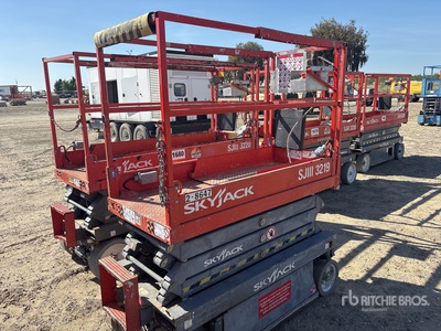 2014 Skyjack SJIII-3219 Electric Scissor Lift