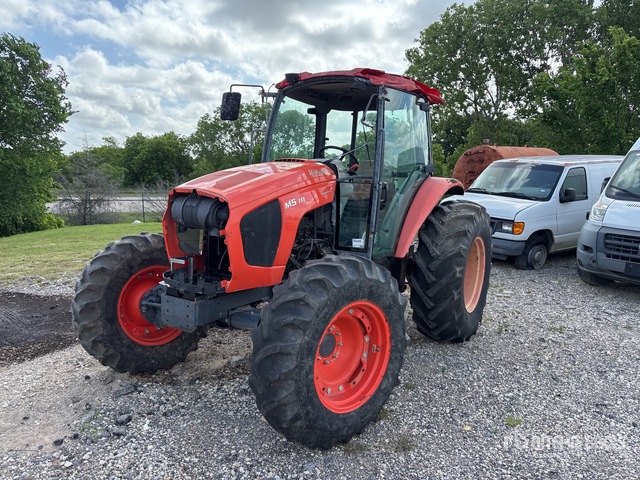Kubota M9540D 4WD Tractor (Inoperable)