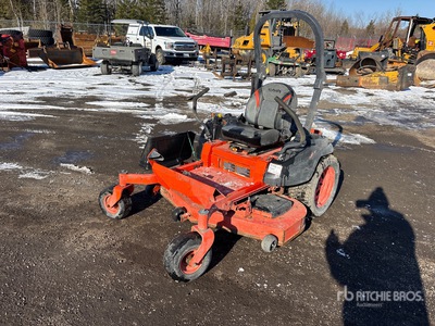 Kubota Z421KW Zero-Turn Lawn Mower