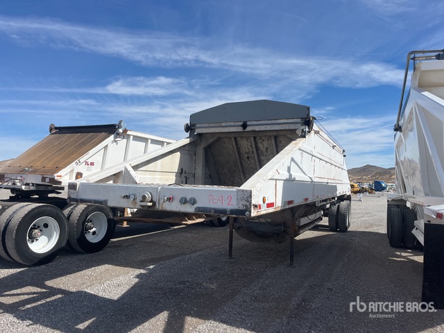 1980 Cook 38 ft T/A Belly Dump Trailer
