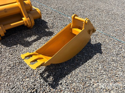 11 in Digging ローダーバックホー用バケット