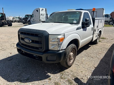 2014 Ford F-250 4x2 Utility Truck (Inoperable)