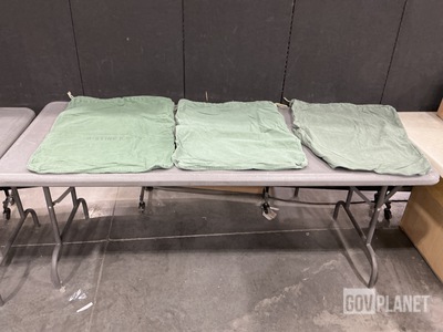 (117) Barracks Bags