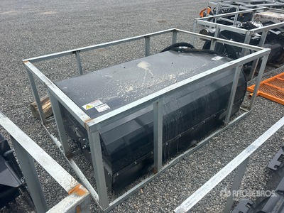2025 ARTEER SS-72W 72 in Skid Steer Sweeper (Unused)