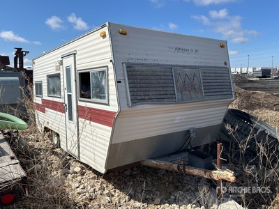 Triple E 16 ft T/A Travel Trailer (Inoperable)