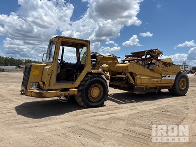 1998 Cat 613C Series II جرار كشط