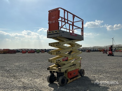 JLG 2630ES Electric Scissor Lift