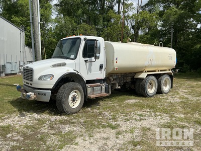 2017 Freightliner M2106 4000 gal 6x4 Water Truck