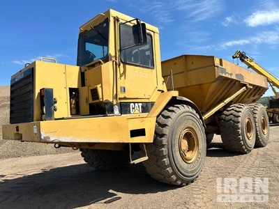 1995 Cat D400D Articulated Dump Truck