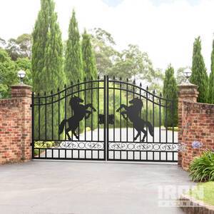 Greatbear Wrought Iron Driveway Gate (Unused)