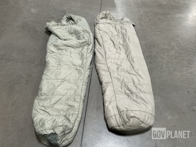(59) Sleeping Bags