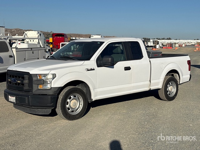 2016 Ford F-150 XL 4x2 Extended Cab Pickup