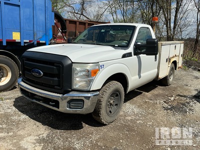 2011 Ford F-250 XL 4x2 Utility Truck