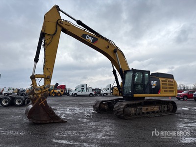 2015 Cat 349F L حفارة بجنزير