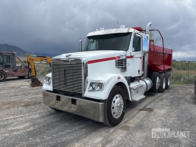 2014 Freightliner Coronado 122SD 8x4 Tri/A Dump Truck