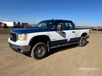 2011 GMC Sierra 2500HD 4x4 Crew Cab بيك اب
