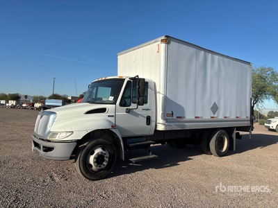 2012 International 4300 4x2 Moving Van Truck