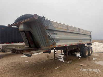 1994 Arnes 25 ft T/A Remorque à benne basculante