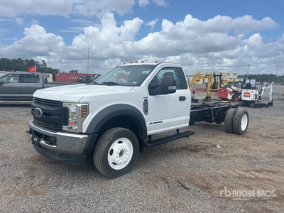 2019 Ford F-550 XL 4x2 Cab and Chassis