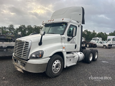 2016 Freightliner Cascadia 125 6x4 Day Cab Truck Tractor