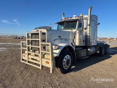 2013 Peterbilt 389 6x4 T/A Sleeper Truck Tractor