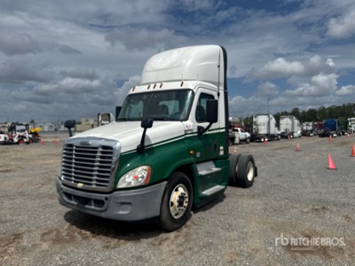 2018 Freightliner Cascadia 125 4x2 S/A Day Cab Truck Tractor