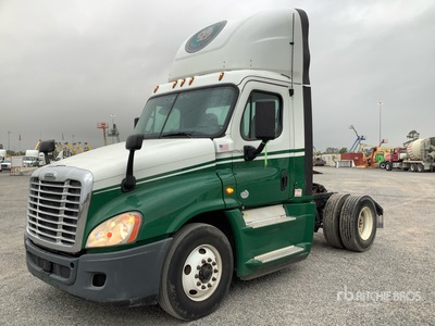 2018 Freightliner Cascadia 125 4x2 S/A Day Cab Truck Tractor