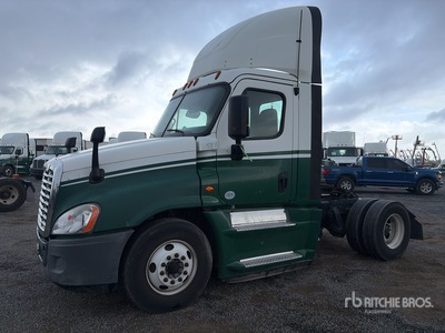 2018 Freightliner Cascadia 125 4x2 S/A Day Cab Truck Tractor