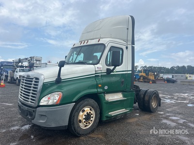 2017 Freightliner Cascadia 125 4x2 S/A Day Cab Truck Tractor