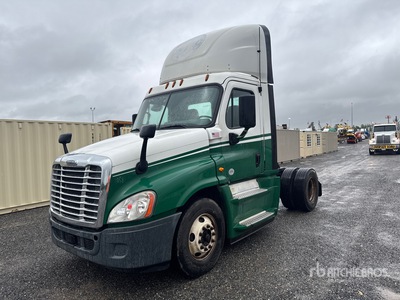 2018 Freightliner Cascadia 125 4x2 S/A Day Cab Truck Tractor