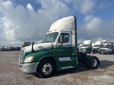 2018 Freightliner Cascadia 125 4x2 S/A Day Cab Truck Tractor