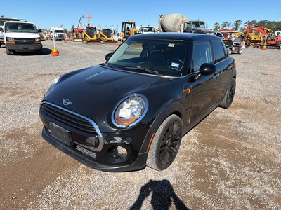 2016 Mini Cooper Automobile