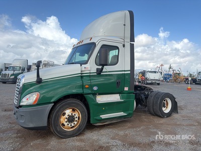 2018 Freightliner Cascadia 125 4x2 S/A Day Cab Truck Tractor