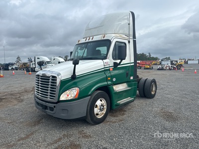 2018 Freightliner Cascadia 125 4x2 S/A Day Cab Truck Tractor