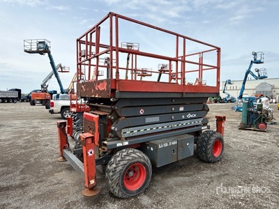 2014 Skyjack SJ7135RT 4x4 Dual Fuel Scissor Lift
