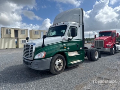 2018 Freightliner Cascadia 125 4x2 S/A Dagcabine Trekker