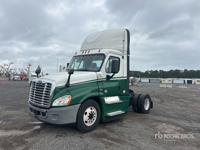 2018 Freightliner Cascadia 125 4x2 S/A Day Cab Truck Tractor
