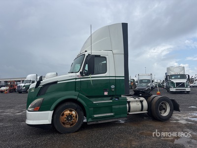 2015 Volvo VNL 4x2 S/A Day Cab Truck Tractor