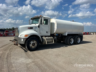 2016 Peterbilt 348 4000 gal 6x4 Water Truck