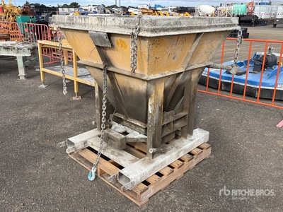 1200 mm x 1300 mm Concrete Bin